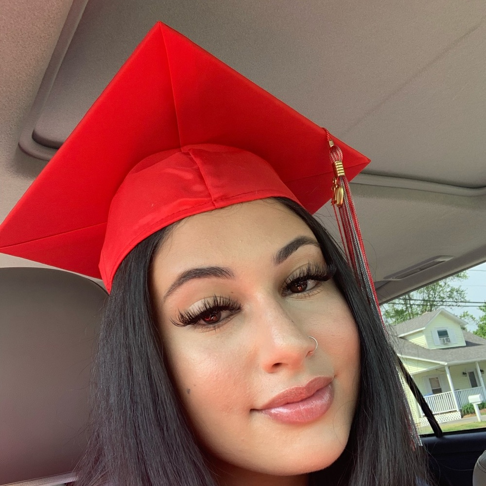 Meet your Posher, Maddie